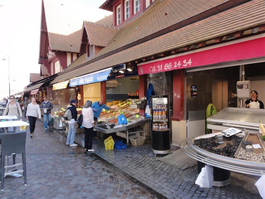 Les Studios Saint Germain Trouville-sur-Mer Exterior foto